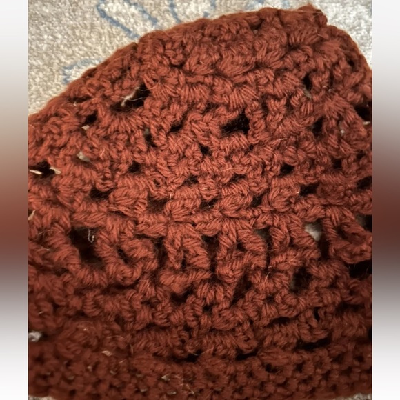 🎅🏻 RARE FIND VINTAGE LOVERS LOT (2) HAND CROCHETED BEANIE HATS YELLOW & BROWN - Picture 6 of 6